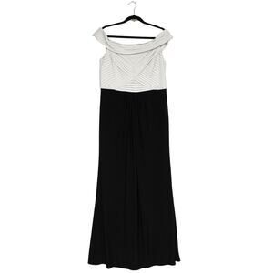 Adrianna Papell Stretchy Off Shoulder Fitted Maxi Dress Size 16